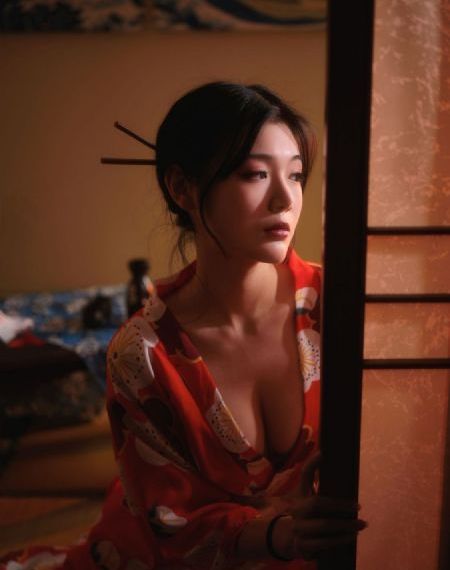 异世界里的后宫生活_超清HD高清在线观看