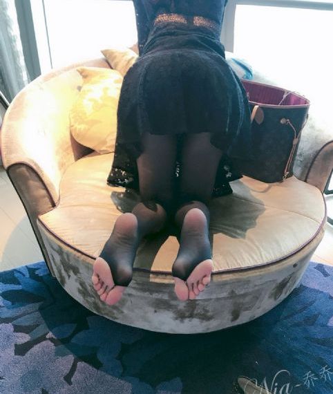 痴女在线_4K高清免费观看