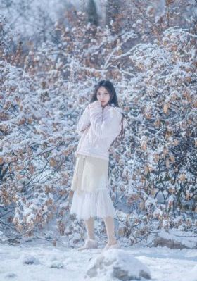 边摸边亲奶边做爰视频_蓝光电影在线看